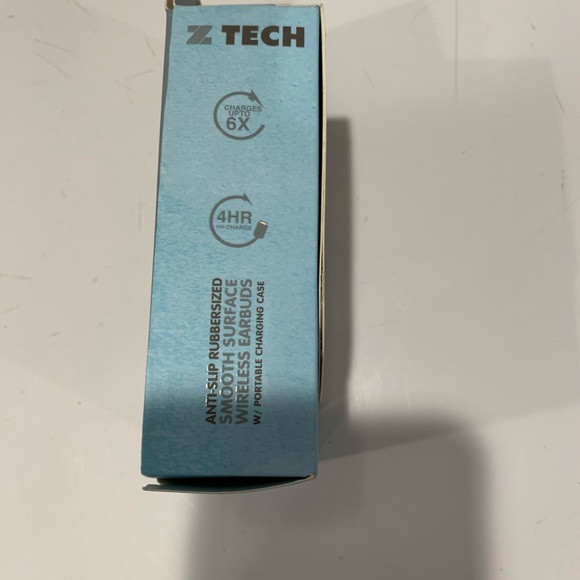 NWT Rubberized wireless headphones w charging case - Picture 4 of 10